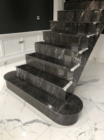 Natural Granite Staircase 6